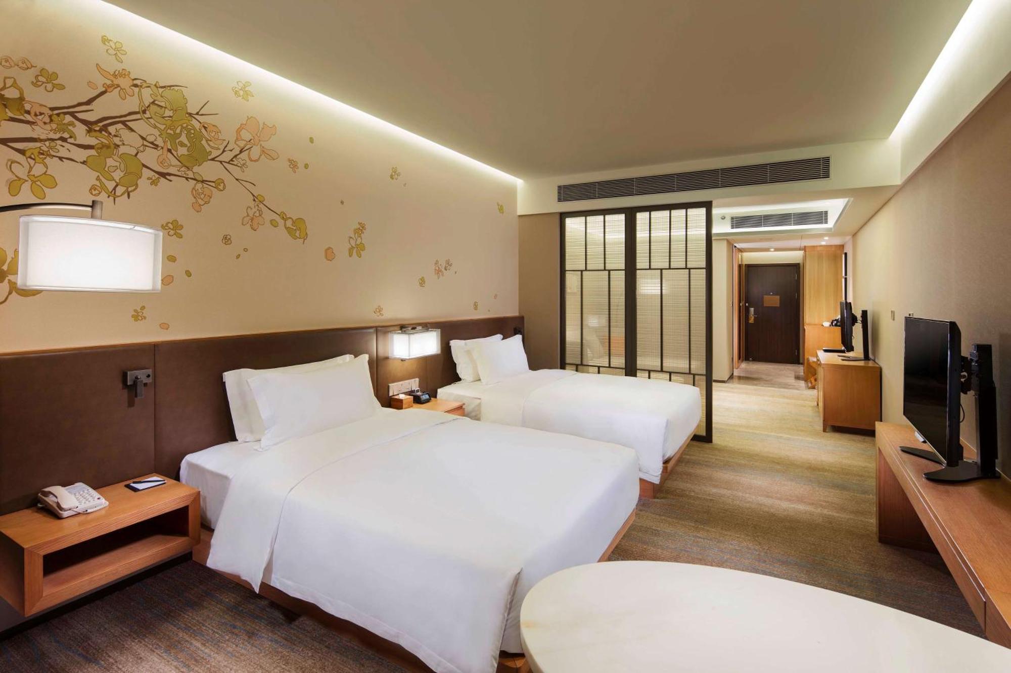 Hilton Garden Inn Shiyan Exterior photo