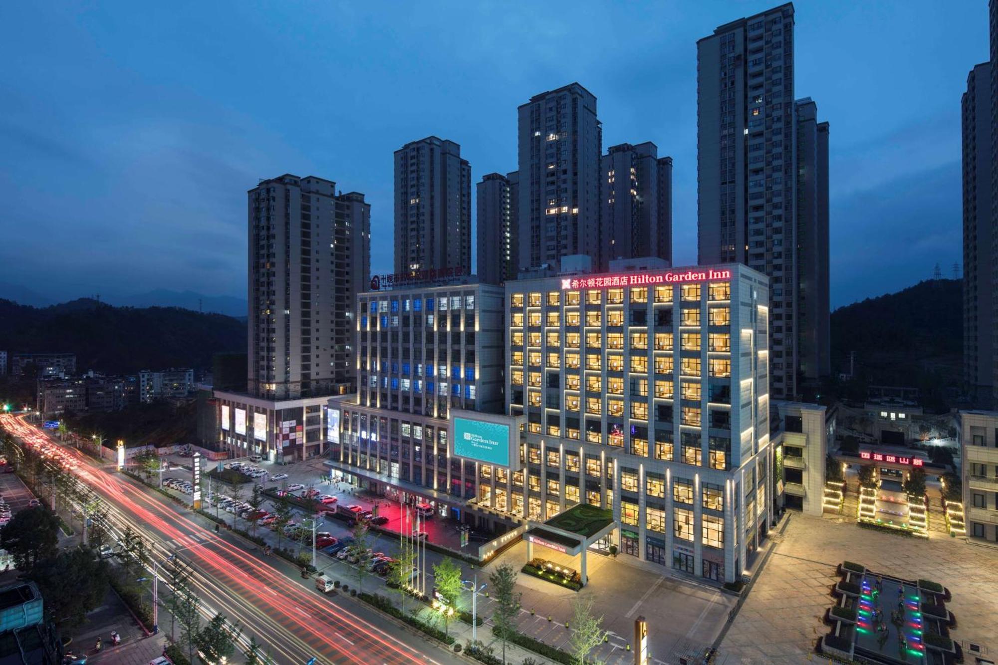 Hilton Garden Inn Shiyan Exterior photo